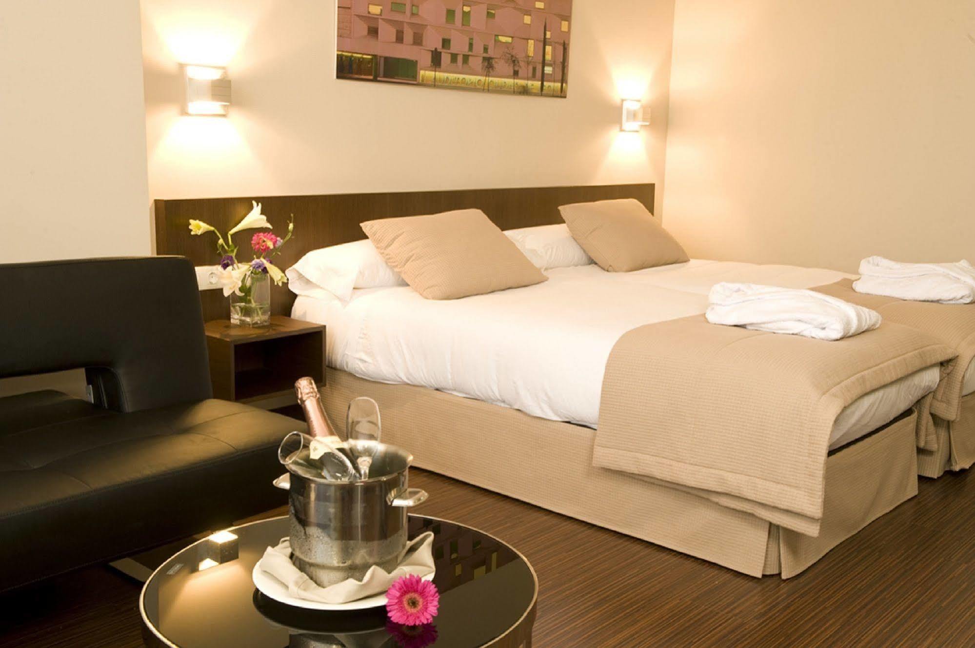 Arva Abad San Antonio Hotel León Szoba fotó