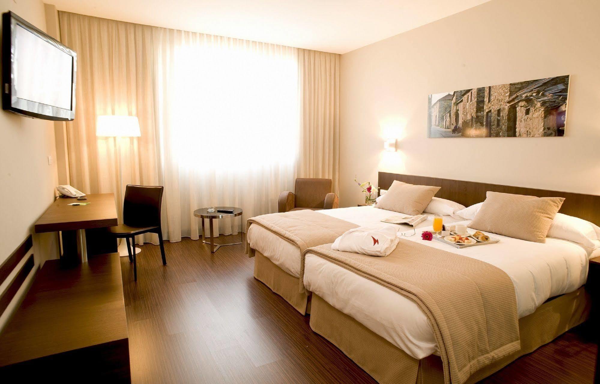Arva Abad San Antonio Hotel León Szoba fotó
